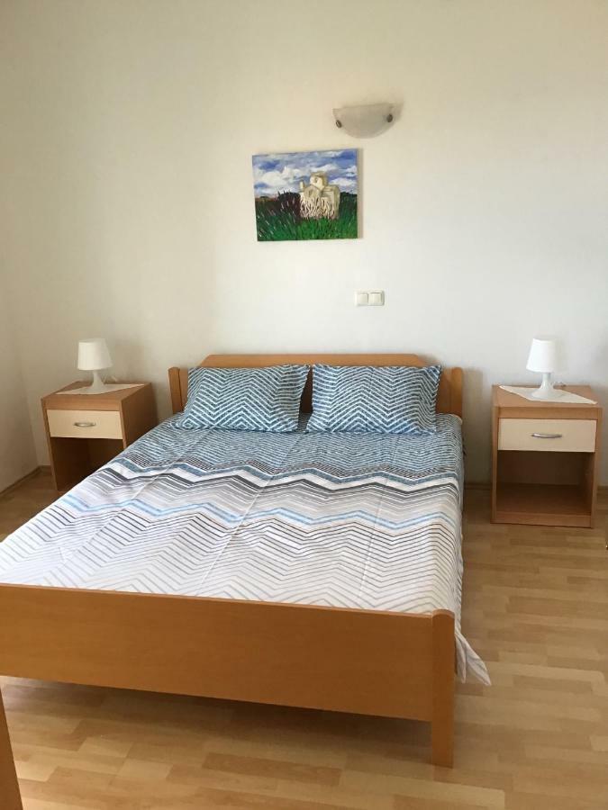 Zečevo Paras מראה חיצוני תמונה