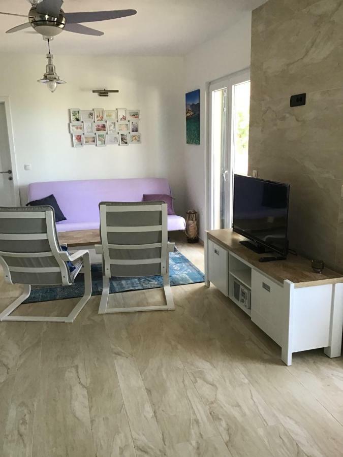 Zečevo Paras מראה חיצוני תמונה